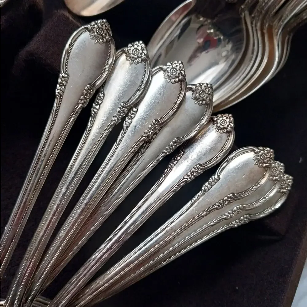 ANTIQUE/VINTAGE 1948 REMEMBRANCE SILVERPLATE FLATWARE! SVC 8+ 3 SERVERS, 51 PCS!